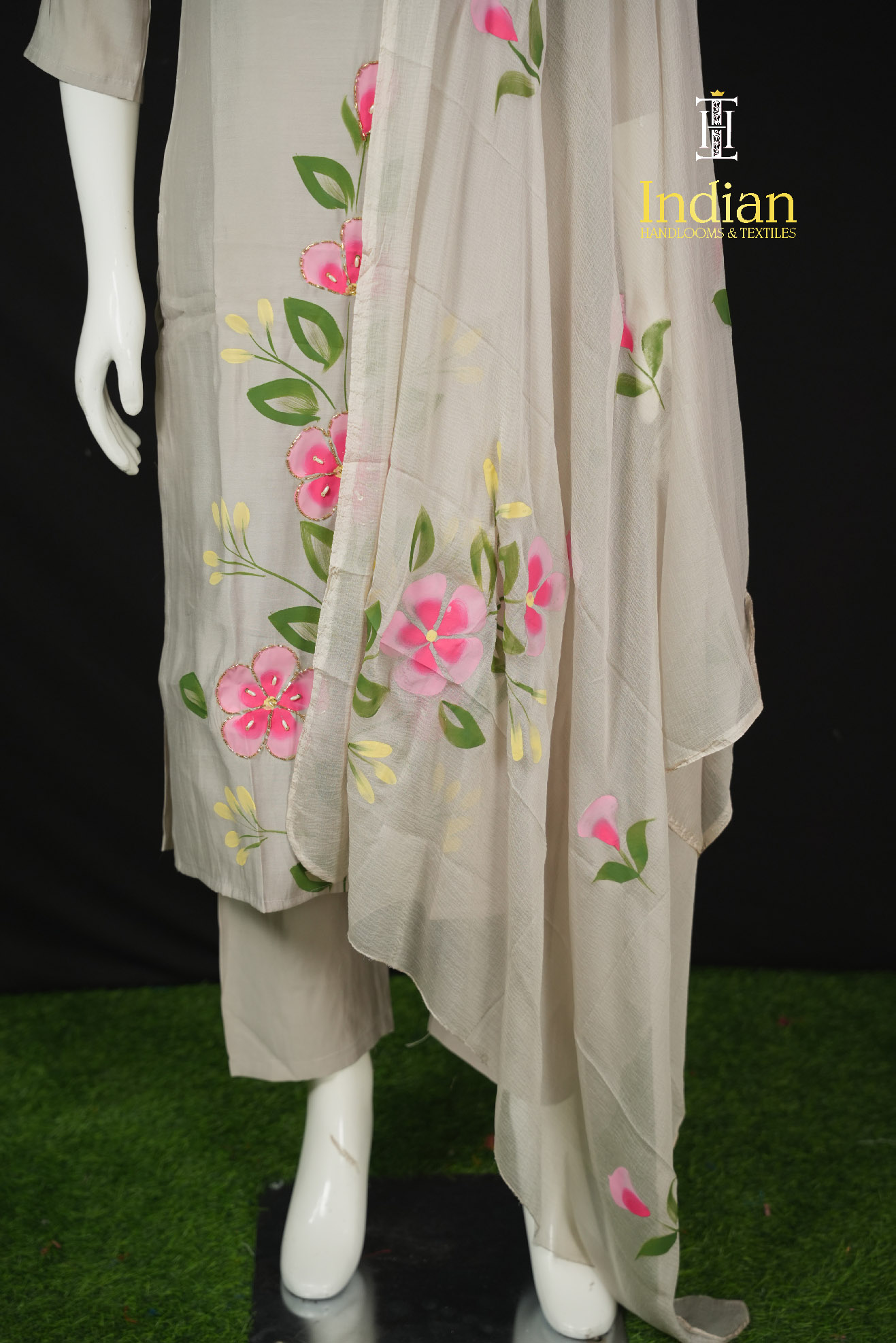 Brush Paint 3 Pc Set-Grey