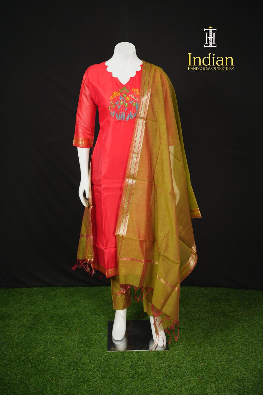 Designer Mangalagiri Pattu 3 Pc Set-Red 1