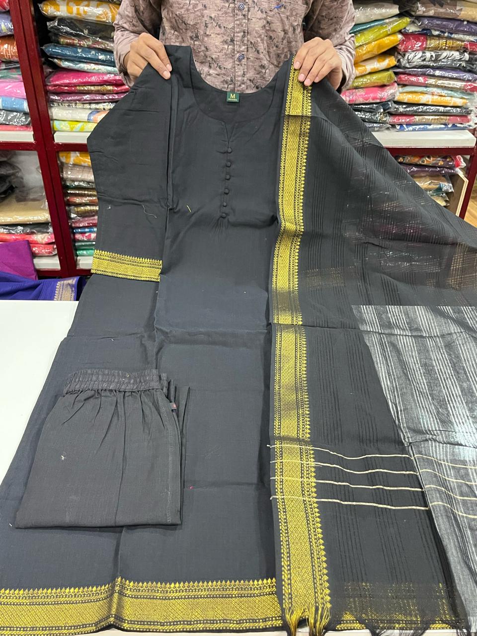 Mangalagiri Cotton Sets- Black