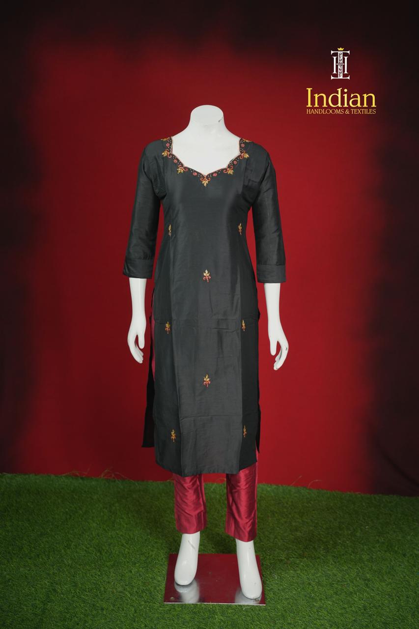 1 Raw Silk HW Sets - Black &amp; Maroon