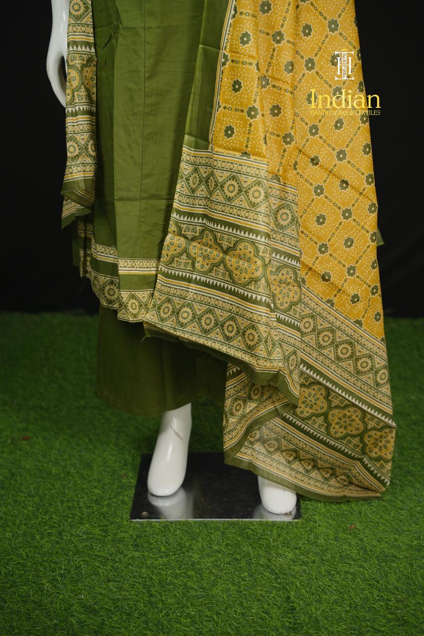 Designer Cotton Aline Cut 3 Pc Sets-1